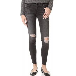 Frame |‎ Le Skinny De Jeanne Distressed Jeans in Mercer Grey Wash Size 27